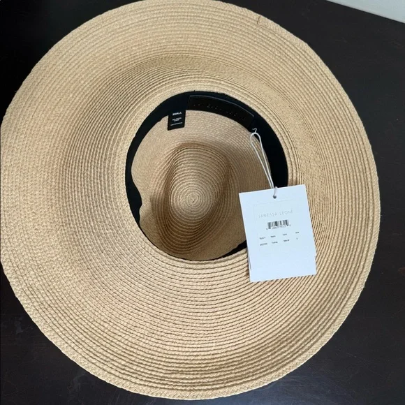 NWT Janessa Leoné Tinsley hat - Picture 7 of 7
